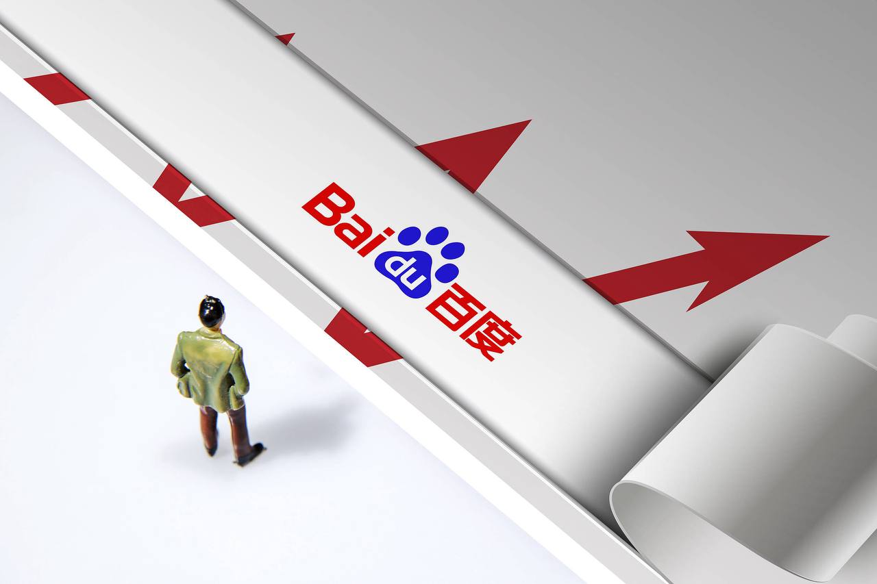 官方通报男子酸菜池中抽烟吐痰